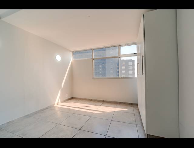 3 BEDROOM APARTMENT FOR SALE IN NORTH BEACH